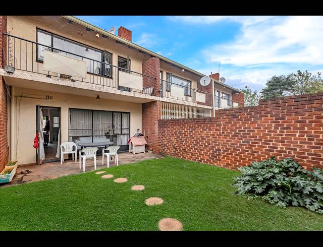 2 BEDROOM APARTMENT FOR SALE IN WINDSOR EAST